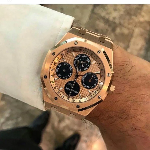 AUDEMARS PIGUET CALENDAR ROSE GOLD 4 CHRONOGRAPH - Image 4