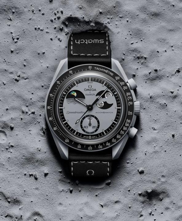 Swatch x Omega Bioceramic MoonSwatch β Mission to the Super Black Moonphase